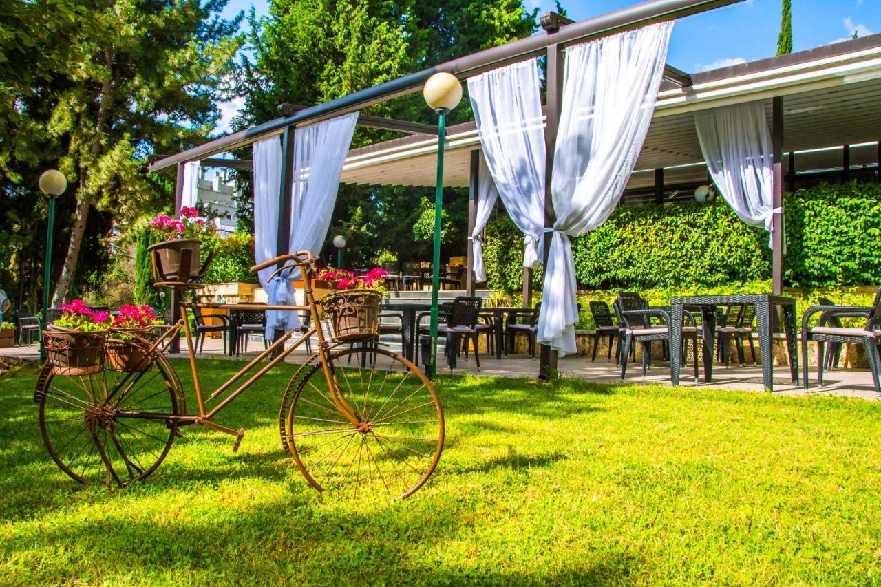 Green Hill Hotel Stara Zagora Exteriör bild